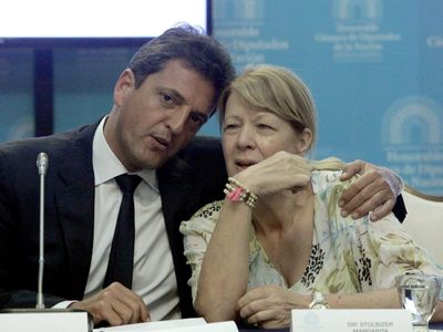 Stolbizer acusó a De Mendiguren de "realizar maniobras ilegales" para que no asuma un diputado