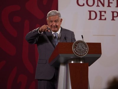 Morenistas cierran filas con marcha de AMLO; Durazo, Adán Augusto y Ebrard en silencio