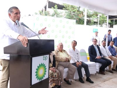 'En orden y con plena transparencia”, trámites para construir refinería en Tabasco: López