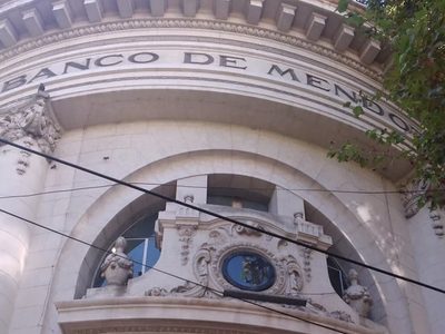 Adiós al Fondo de Transformación y van a pérdida los créditos incobrables de los ex Bancos Oficiales