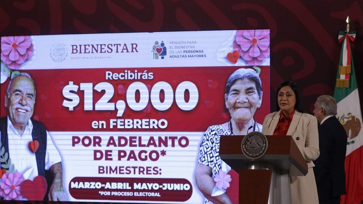 Ariadna Montiel en la conferencia del presidente