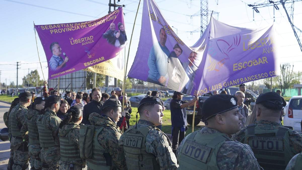 Se registraron incidentes en la previa del acto de Milei en Moreno