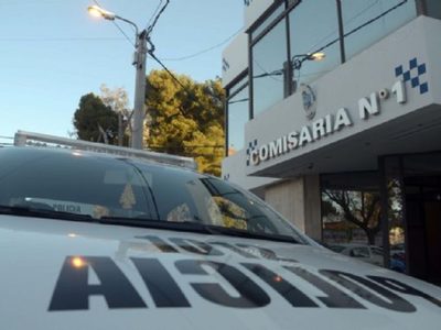 Encontraron ahorcada a una mujer en Neuquén y su pareja quedó bajo la lupa