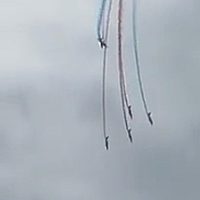 Dos aviones militares chocaron durante maniobras de entrenamiento en Francia (Video)