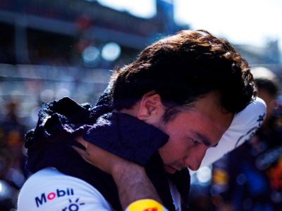 “Checo” Pérez continúa sin subir al podio; termina décimo en el GP de Singapur
