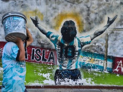 Comienza nuevo juicio en Argentina para definir responsabilidades por la muerte de Diego Maradona