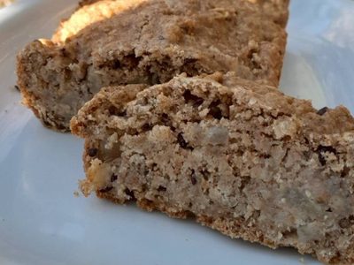 Budín de pera sin azúcar ni lácteos: poné la pava y probá este dulce tan esponjoso como te gusta