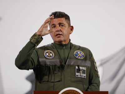 Por tardanza de la constructora, el Ejército terminará el Tren México-AIFA