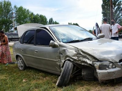 Accidente de tránsito en un peligroso cruce de la Ruta 22 en Roca