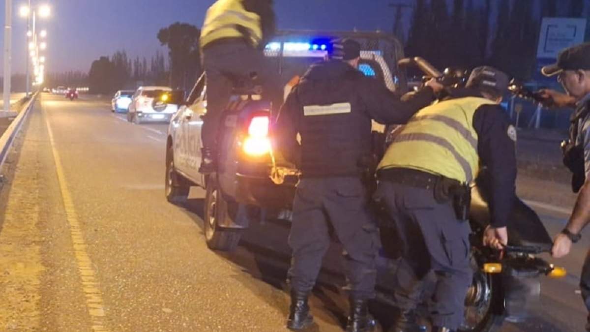 La Policía secuestró la moto para someterla a pericias. Fuente: (Centenario Digital)