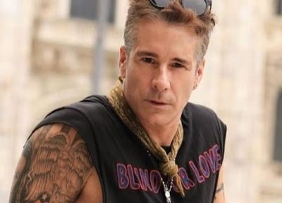 ¡Escándalo! Fernando Carrilo tuvo un encuentro íntimo ¿con un hombre y una mujer trans? ¡Entérate!