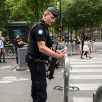 Francia acusa a joven de planear atentado terrorista a pocos días de los Juegos Olímpicos