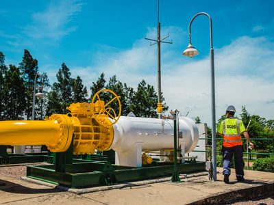 Pan American Energy da un paso clave y exporta gas de Vaca Muerta a Uruguay