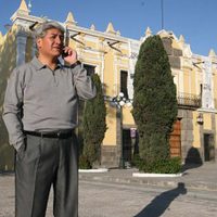 Reportan detención de exfuncionario del "góber precioso" en París
