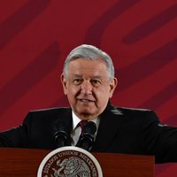 AMLO tilda de 'irracional” la declaración de piloto de Interjet; pide no condenar a priori