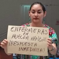 Protesta en apoyo a enfermeras en Chiapas obliga a cambiar sede para dar reconocimiento a Narro
