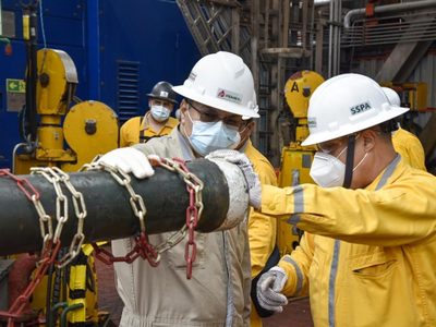 Herrera anuncia nueva reducción a la carga tributaria de Pemex