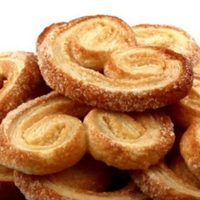 Con dos ingredientes y sin gastar de más, hacete estas palmeritas deliciosas para acompañas unos buenos mates