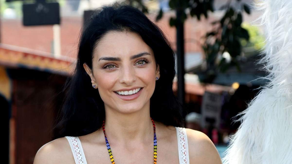 Aislinn Derbez. Fuente: (Instagram)