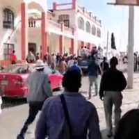 Indígenas retienen a alcalde de Las Margaritas por incumplir con obra pública