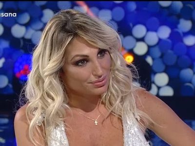 La tremenda cifra de dinero que Vicky Xipolitakis pedirá a su marido por la manutención de su hijo
