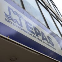 Desde el EPAS explicaron de dónde proviene el mal olor en algunas calles de Neuquén Capital