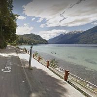 Multaron a un complejo turístico por tirar cloacas al Lago Correntoso