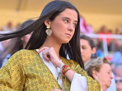Los románticos paseos de Victoria Federica y su pareja: acaramelados es poco