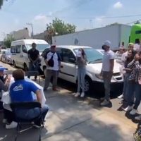 Con gritos de “ratero” y “fascista”, estudiantes de Coyoacán corren a Gabriel Quadri (Video)