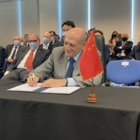La CNEA celebró la firma del contrato para construir la Central Nuclear Atucha III