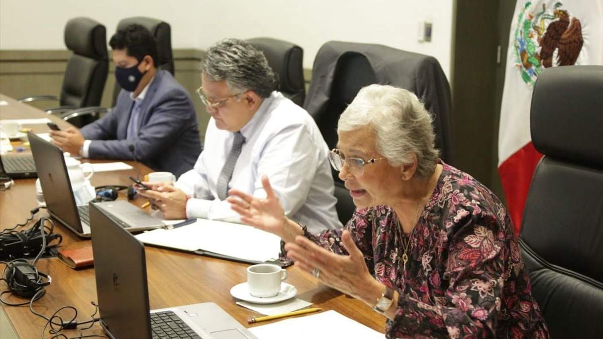 Olga Sánchez Cordero con los presidentes de los institutos electorales de las 32 entidades federativas