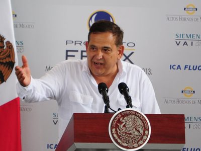 Alonso Ancira deja la presidencia de Altos Hornos de México