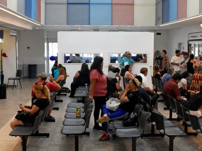 Advierten sobre la creciente escasez de medicamentos en hospitales: preocupa falta de insulina