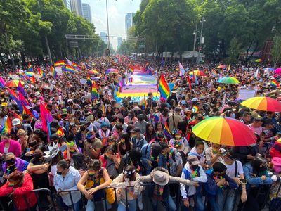 Tendencia de suicidio en comunidad LGBT no ha disminuido en tres años: México Vivo