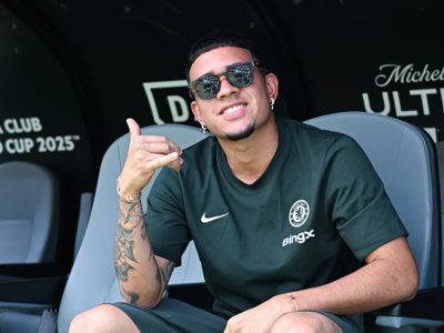 Las primeras palabras de Kendry Páez en su llegada a Argentina para firmar con River