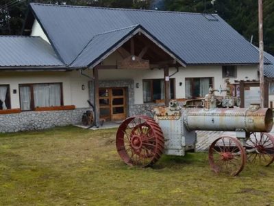 Grave denuncia contra un asesor del deliberante de Villa la Angostura por un episodio de violencia