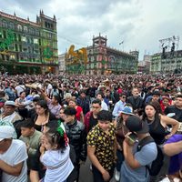 El último grito de AMLO y el desfile militar reunió a 400 mil personas: Martí Batres