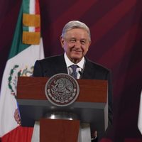 AMLO prevé crecimiento económico de 3.5% en México