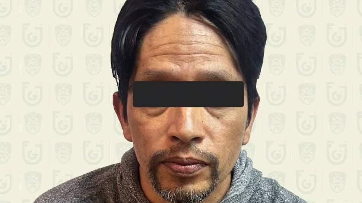 Roberto Jovany “N”, detenido en un operativo de la FGJCDMX por despojo en Tonalá, colonia Roma, alcaldía Cuauhtémoc, CDMX