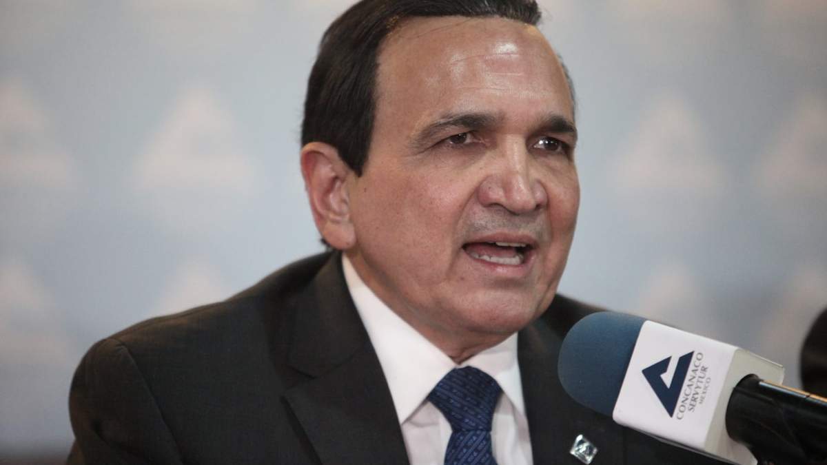 El presidente de la Concanaco Servytur, José Manuel López Campos dice que Juan Carlos Pérez no tiene respaldo
