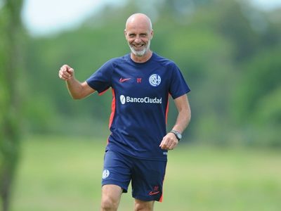 San Lorenzo en busca de un volante mundialista