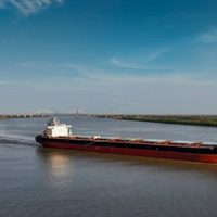 Hidrovía bajo la lupa: el Gobierno avanza con la concesión mientras crece la polémica