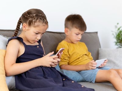 El gran impacto que los teléfonos provocan en el cerebro de los niños