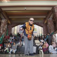 Inviable una demanda contra el pintor del polémico Zapata: Carlos Lara