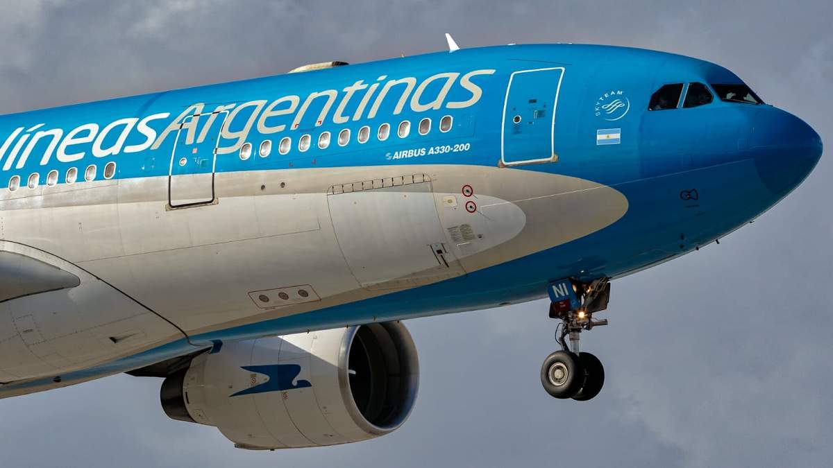 Imagen ilustrativa de un avión de Aerolíneas Argentinas. Fuente: (Twitter)