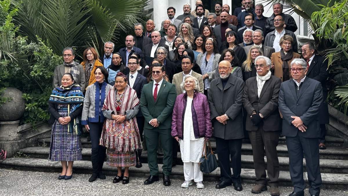 Elena Poniatowska, Rigoberta Menchú y Eduardo Matos, entre los asistentes a la conferencia sobre la Filco