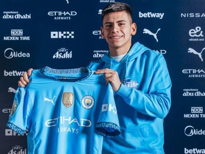 No se quedaría en el City: cuáles son los equipos donde podría jugar Claudio Echeverri