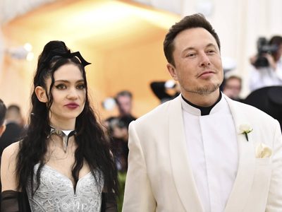 "Estamos semiseparados", dice Elon Musk de su relación con Grimes