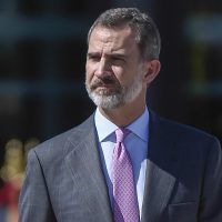 Es terrible y no piensa detenerse: la joven que no deja en paz al Rey Felipe