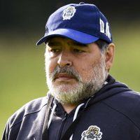 La familia del Diez en vilo: internaron a Lili, la hermana mayor de Diego Maradona. ¿Qué pasó?